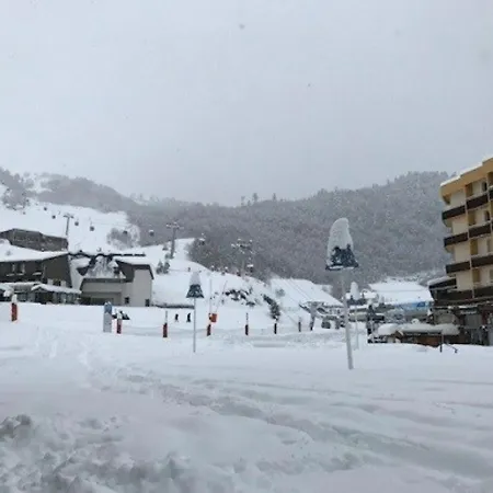 Apartment Renove Pour 6 Pers. Au Pied Des Pistes - Fr-1-400-96 Eaux-Bonnes